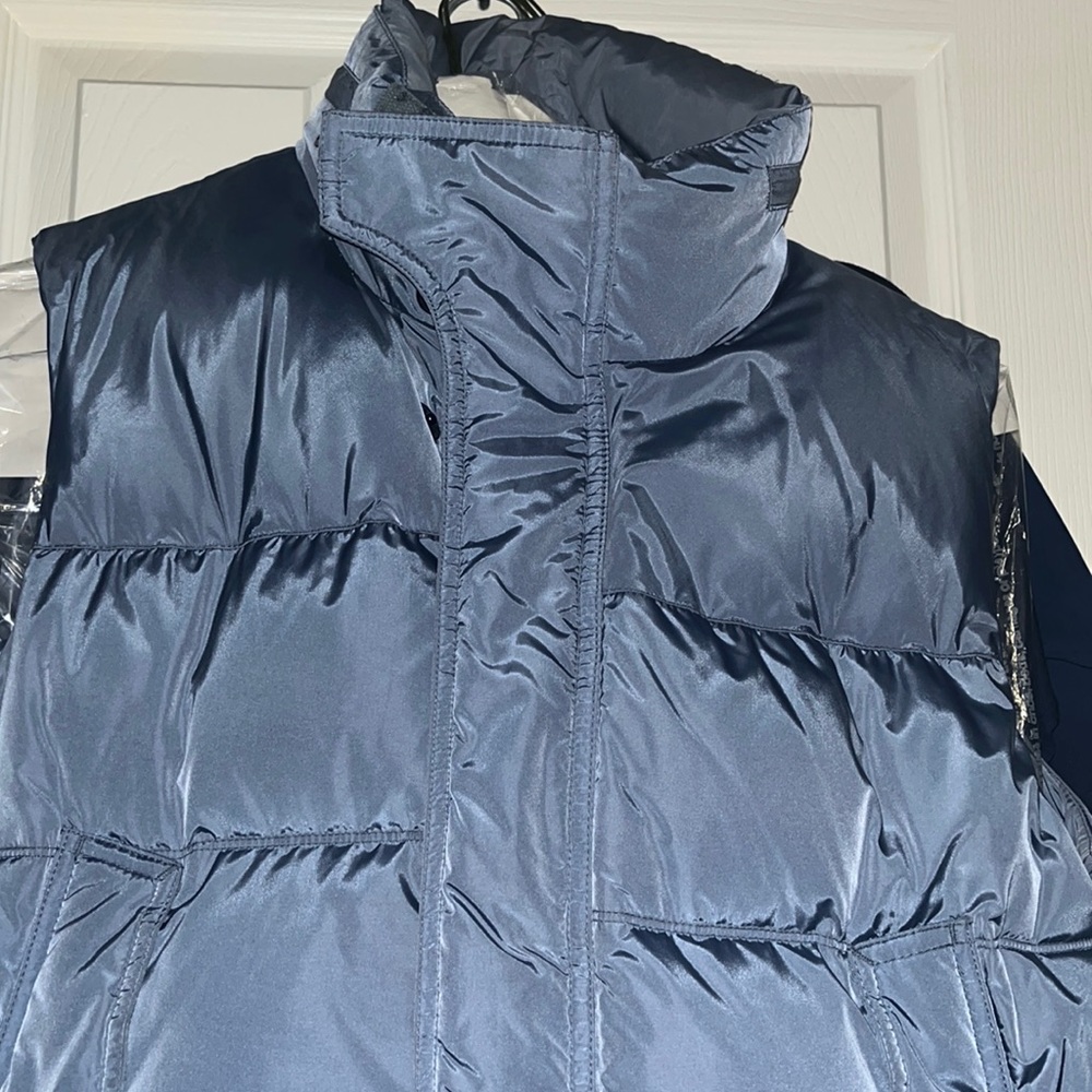 Authentic Puffer Burberry Vest w/hood